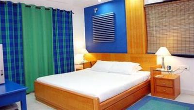 фото отеля Sterling Suites - Langford Town