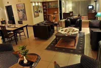 фото отеля Sterling Suites - Langford Town