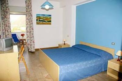 фото отеля Hotel Costa Azzurra Brolo