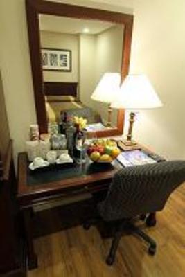 фото отеля Court Meridian Hotel & Suites Olongapo City