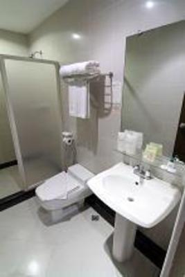 фото отеля Court Meridian Hotel & Suites Olongapo City