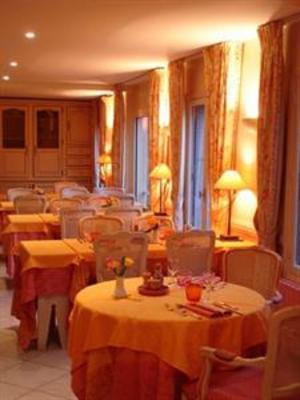 фото отеля Inter Hotel Mireille Arles