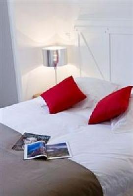 фото отеля Clos Savornin Villa Saint-Saturnin-les-Apt