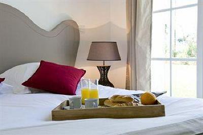 фото отеля Clos Savornin Villa Saint-Saturnin-les-Apt