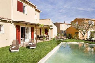 фото отеля Clos Savornin Villa Saint-Saturnin-les-Apt