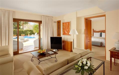 фото отеля The St Regis Mardavall Mallorca Resort Calvia