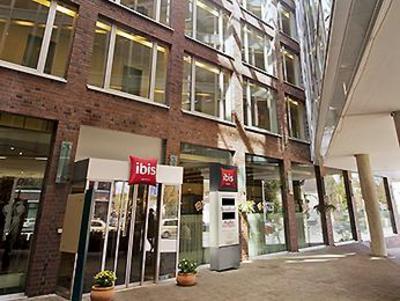 фото отеля Ibis Hamburg Wandsbek