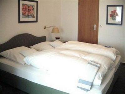 фото отеля Hotel am Hohenzollernplatz