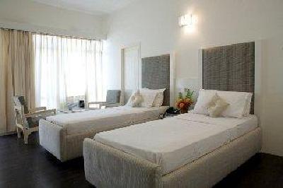 фото отеля Hotel Mandakini Jaya International
