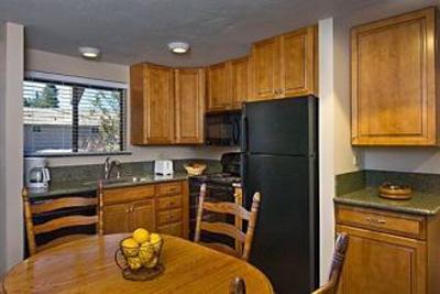 фото отеля Tahoe Lakeshore Lodge and Spa