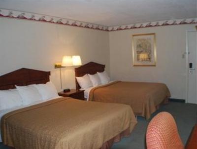 фото отеля Quality Inn Temiskaming Shores