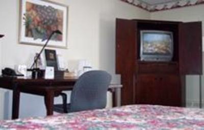 фото отеля Quality Inn Temiskaming Shores