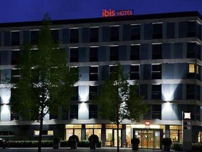 фото отеля Ibis Koeln City Messe Arena