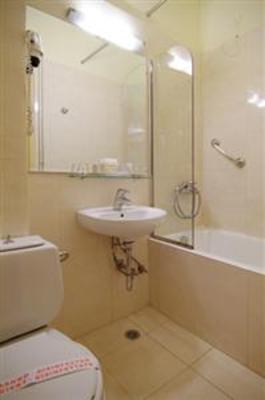 фото отеля Parnassos Hotel