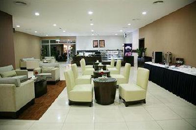 фото отеля Grand Midwest Tower Hotel Apartments