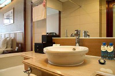 фото отеля Best Western Premier Ocean Hotel