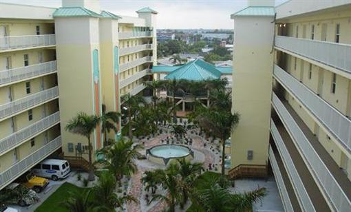 фото отеля Sunset Vistas Beachfront Suites
