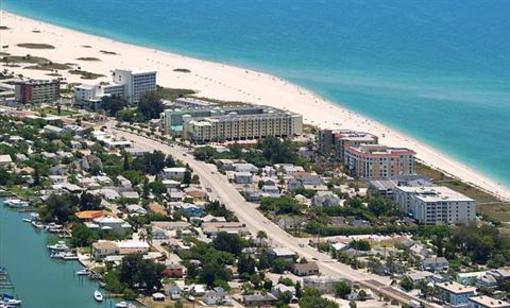 фото отеля Sunset Vistas Beachfront Suites