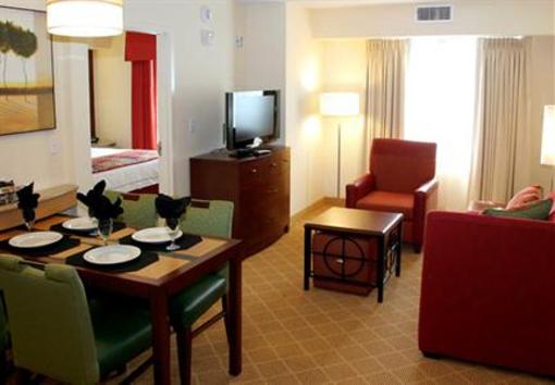 фото отеля Residence Inn Chapel Hill