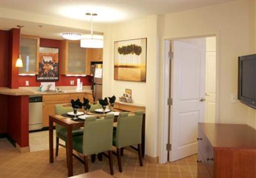 фото отеля Residence Inn Chapel Hill