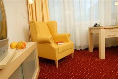 фото отеля EuroHotel & Suites