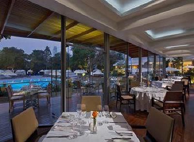 фото отеля Sheraton Santiago Hotel and Convention Center