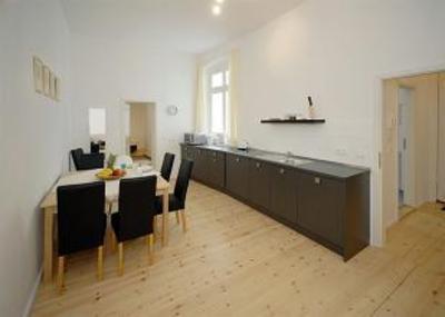 фото отеля Old Town Apartments - Metzer Strasse