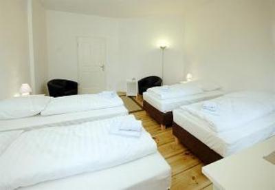 фото отеля Old Town Apartments - Metzer Strasse