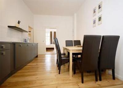 фото отеля Old Town Apartments - Metzer Strasse