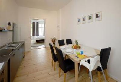 фото отеля Old Town Apartments - Metzer Strasse