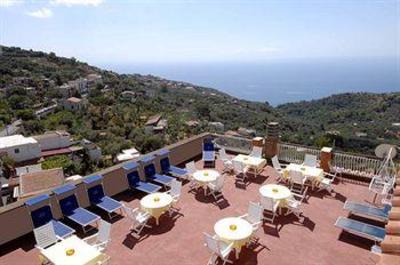 фото отеля Hotel Montana Massa Lubrense