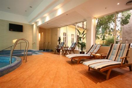 фото отеля Lion's Garden Hotel