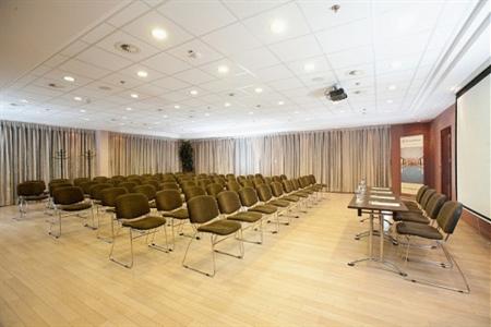 фото отеля Lion's Garden Hotel