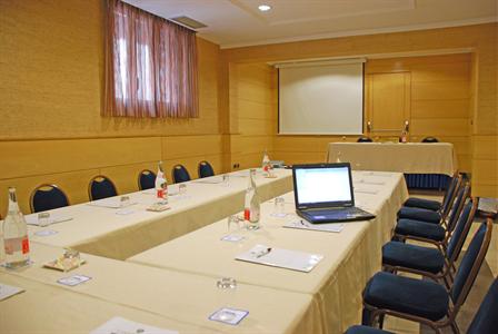 фото отеля BEST WESTERN Hotel Conde Duque