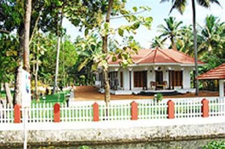 фото отеля Coconut Creek Farm And Homestay Bed & Breakfast Kumarakom