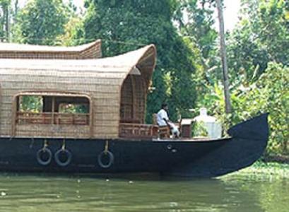 фото отеля Coconut Creek Farm And Homestay Bed & Breakfast Kumarakom