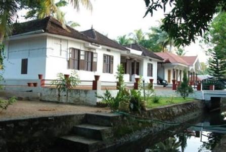 фото отеля Coconut Creek Farm And Homestay Bed & Breakfast Kumarakom
