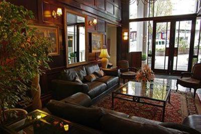 фото отеля Executive House Hotel