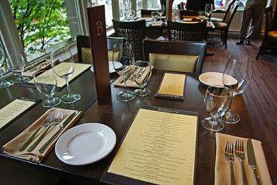 фото отеля Executive House Hotel