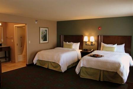 фото отеля Hampton Inn & Suites Lincoln - Northeast I-80