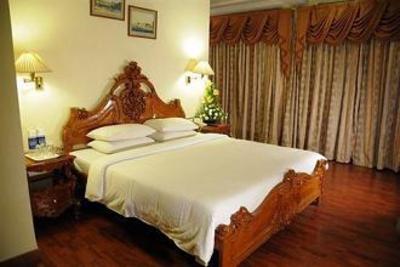 фото отеля Hotel Bangalore International