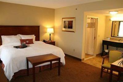 фото отеля Hampton Inn & Suites Warren (Pennsylvania)