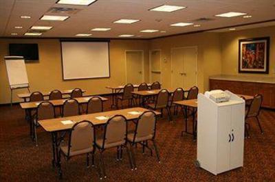 фото отеля Hampton Inn & Suites Warren (Pennsylvania)