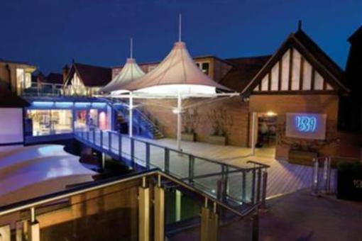 фото отеля Holiday Inn Express Chester-Racecourse
