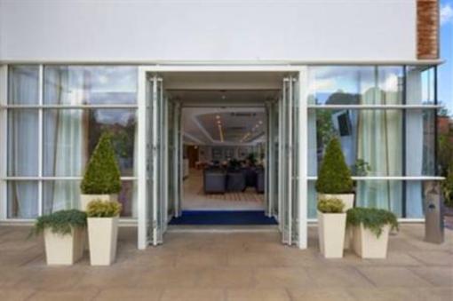 фото отеля Holiday Inn Express Chester-Racecourse