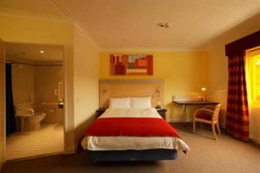 фото отеля Holiday Inn Express Chester-Racecourse