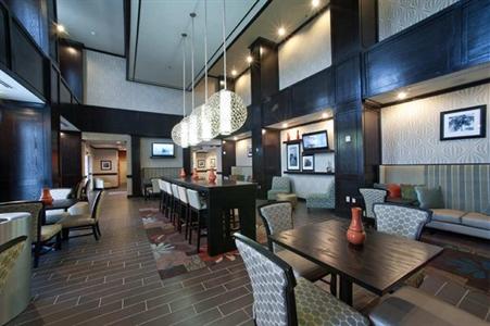 фото отеля Hampton Inn & Suites Denison