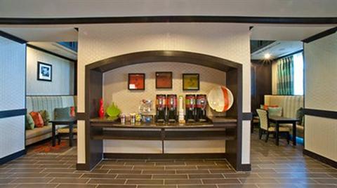 фото отеля Hampton Inn & Suites Denison