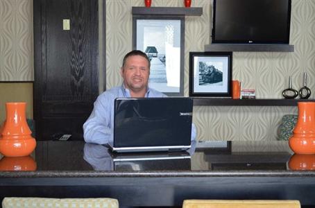 фото отеля Hampton Inn & Suites Denison