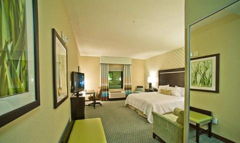 фото отеля Hampton Inn & Suites Denison